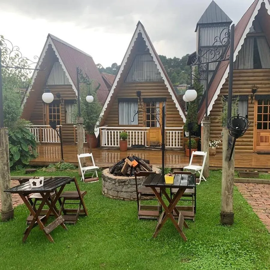 Suites No Chale Campos do Jordao Bed & Breakfast