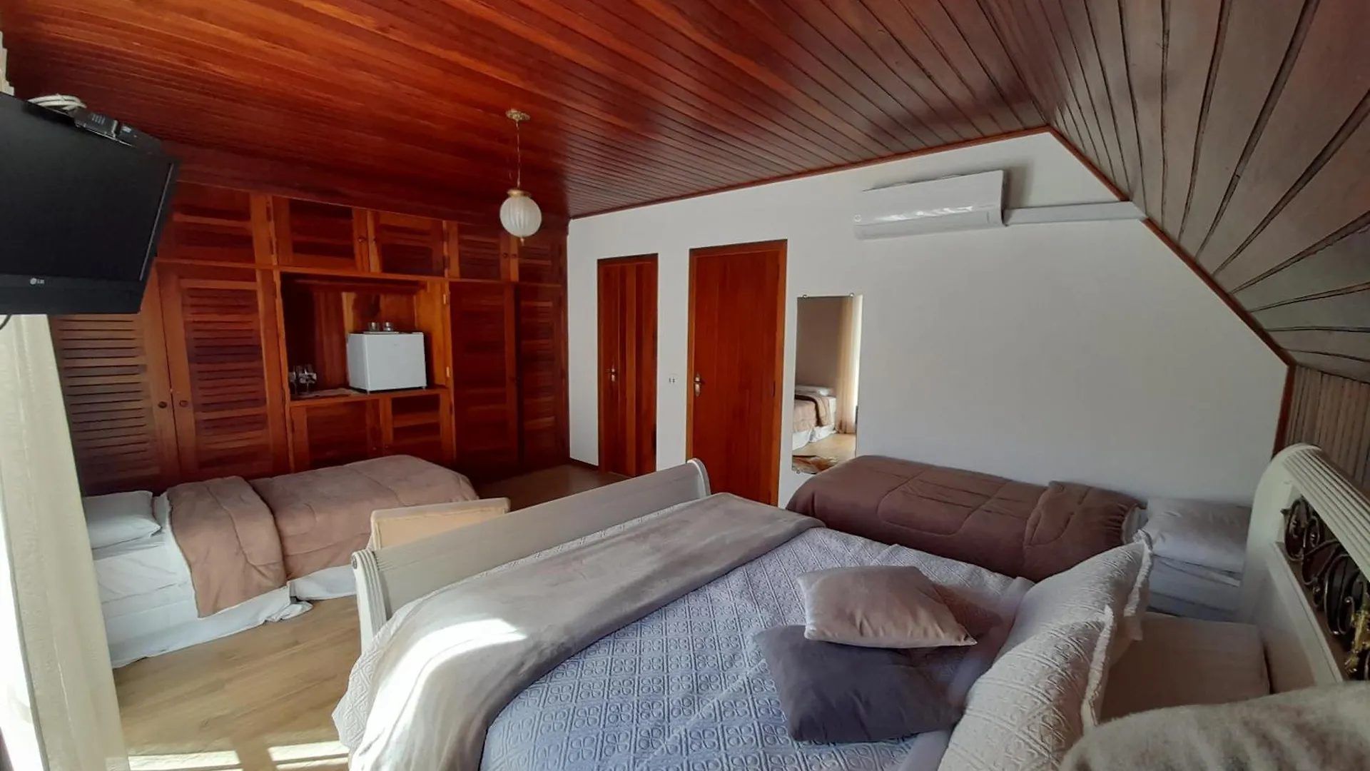 Suites No Chale Campos do Jordao 0*,  Brazil