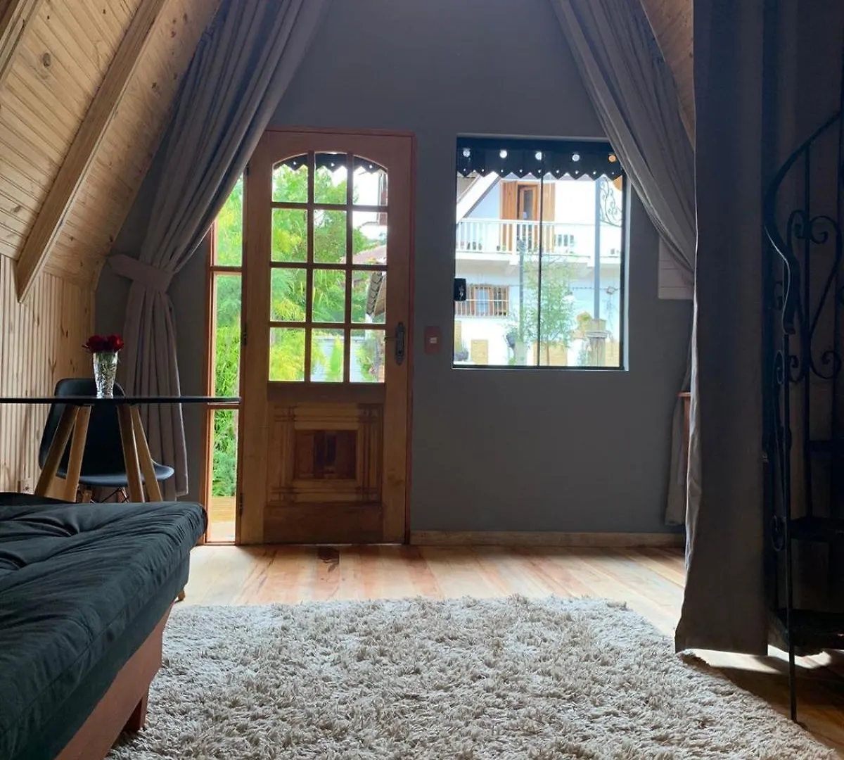 Suites No Chale Campos do Jordao 0*,  Brazil