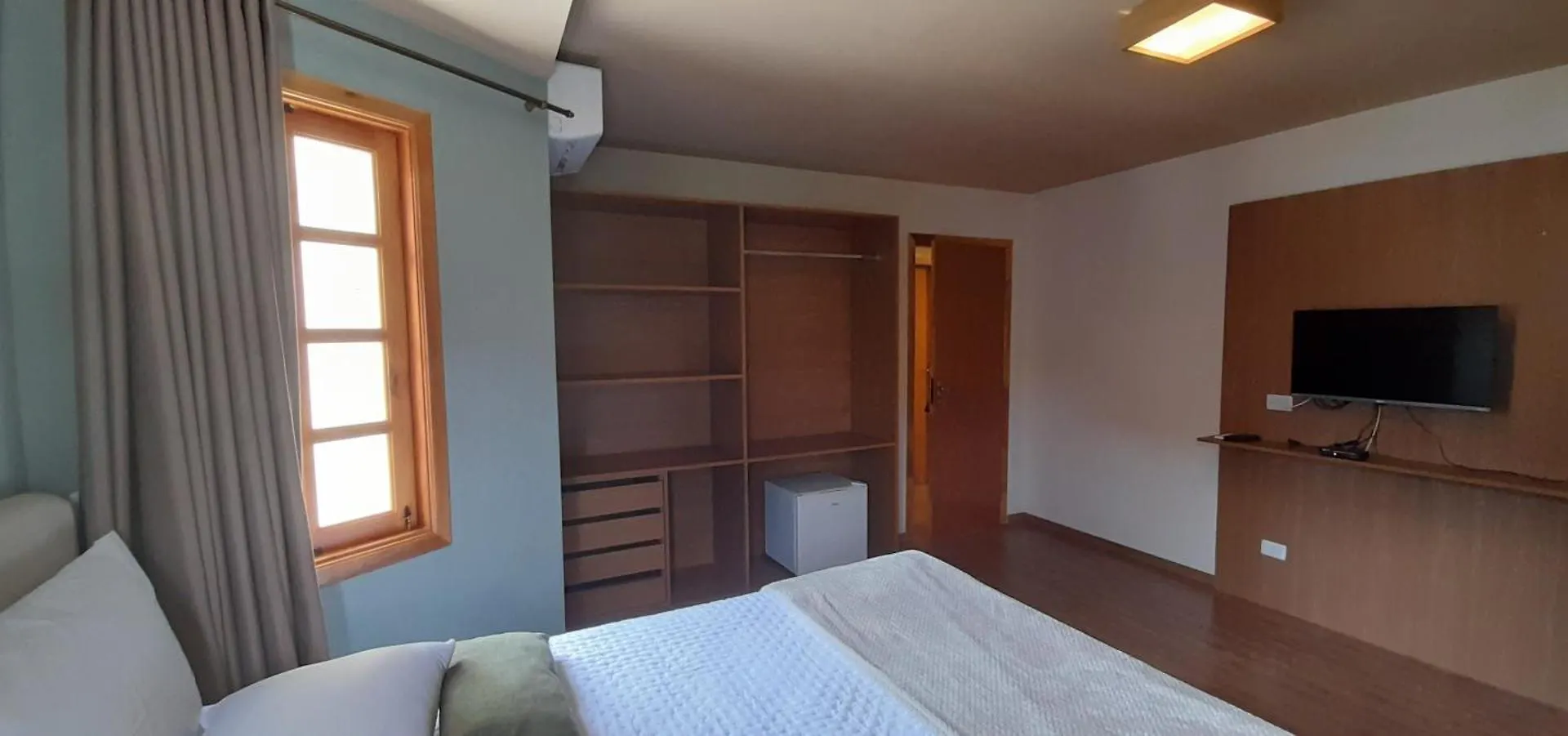 Bed & Breakfast Suites No Chale Campos do Jordao Brazil