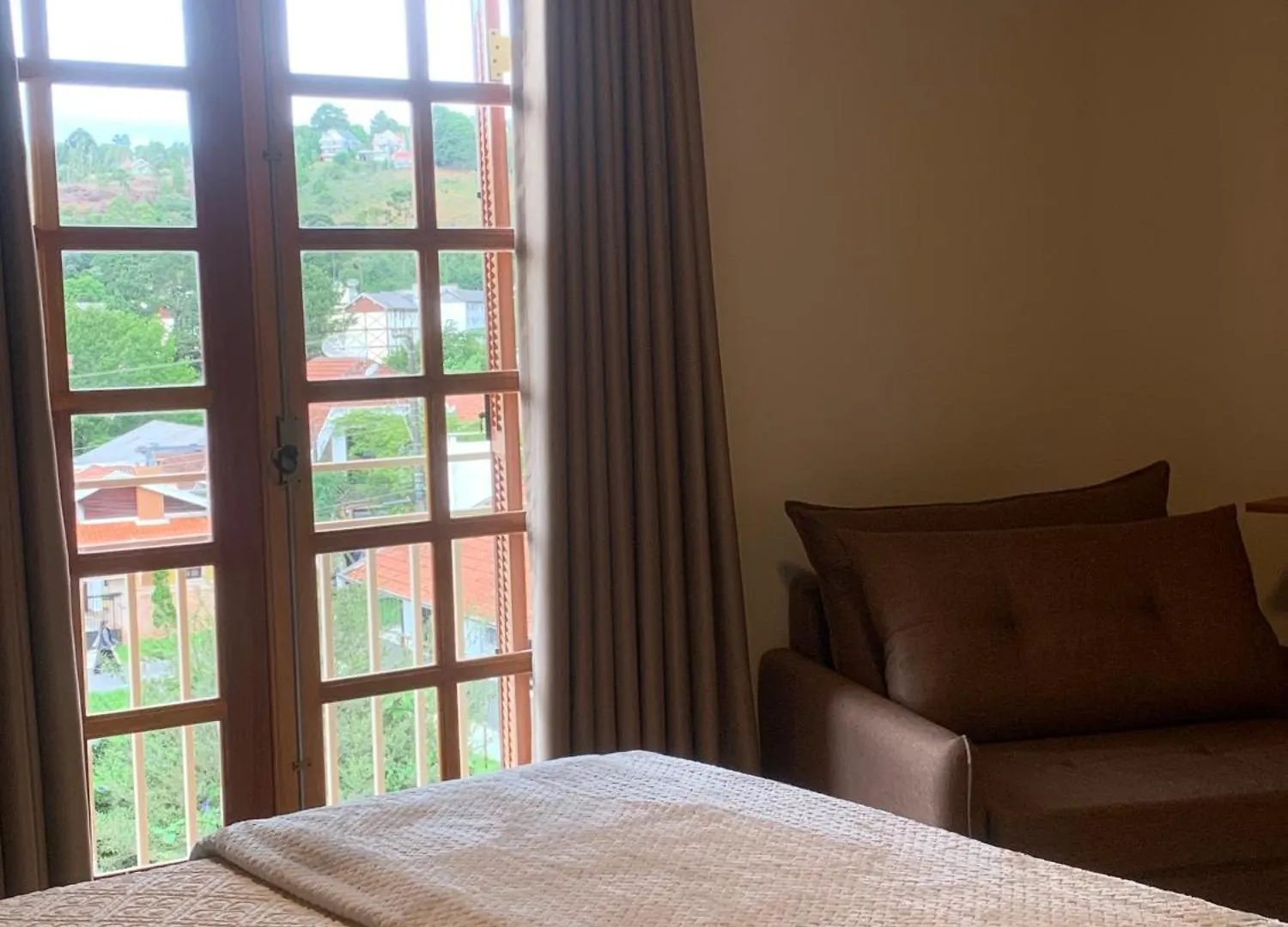 Suites No Chale Campos do Jordao Bed & Breakfast